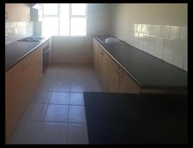 2 BEDROOM APARTMENT RENTED IN HUMEWOOD